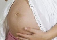 Роды посредством кесарева сечения с высокой вероятностью ожидают женщин с избыточным весом и ожирением