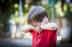 Детский аутизм – что это такое? причины и симптомы